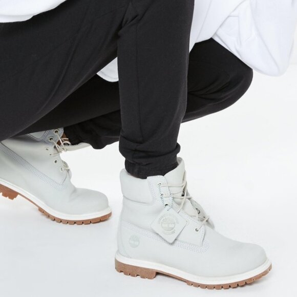 Timberland Light Grey Boots Nubuck Waterproof Primaloft 200 gram - Picture 1 of 13